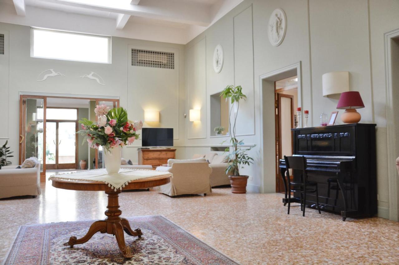 Hotel Touring Wellness & Beauty Fiuggi Esterno foto
